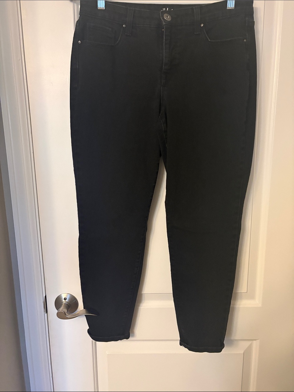 Style & Co. Black Ankle Crop Jeans